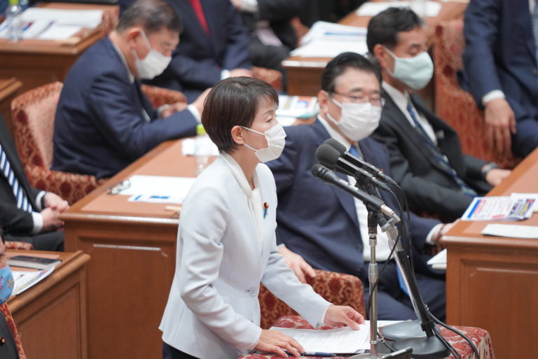 【衆予算委】西岡秀子議員が衆議院予算委員会で質疑