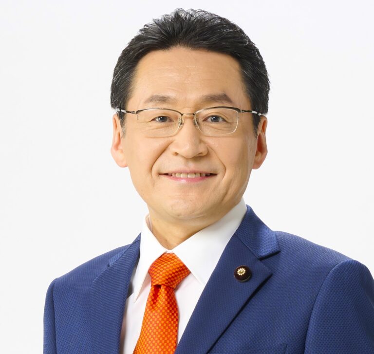 礒﨑哲史