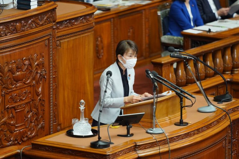 【衆本会議】西岡秀子議員が「令和4年度補正予算案」について質疑