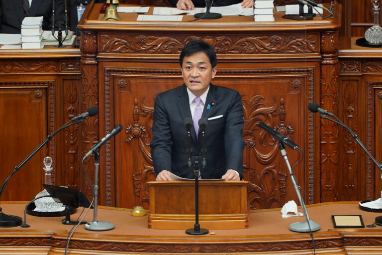 【衆本会議】玉木代表が岸田総理の施政方針演説に対する代表質問で登壇