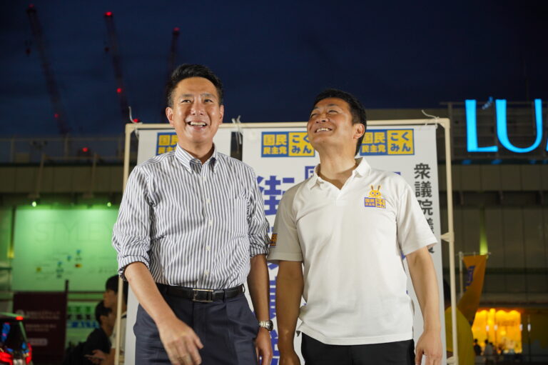 【代表選・東京】玉木・前原両候補が新宿駅前で街頭演説