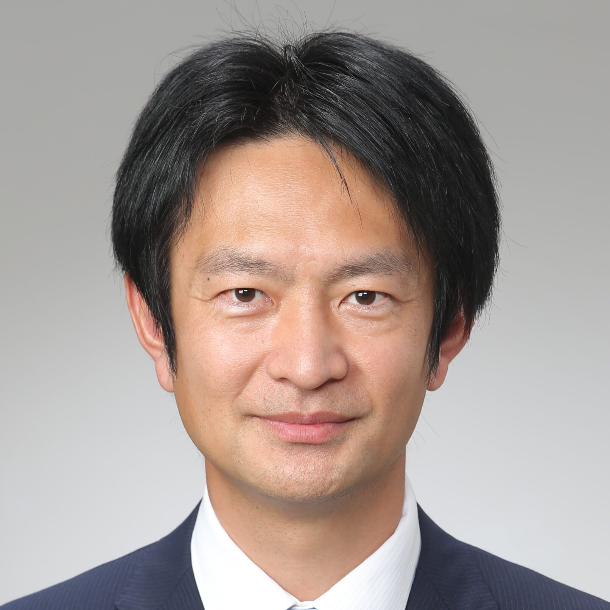 松川 翼の顔写真