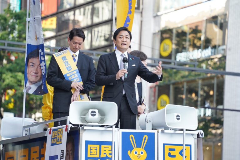 【東京】「いついかなる時も三権分立を保つことが我々の緊急事態条項の考え」玉木代表が総支部長らと街頭演説