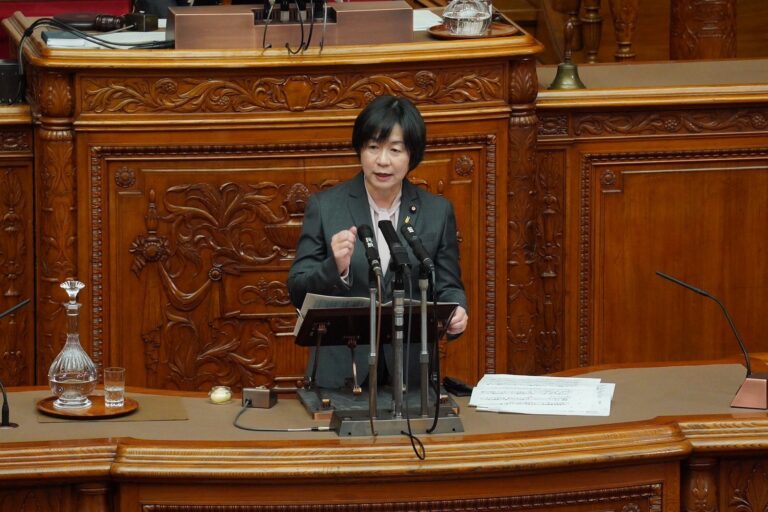 【参本会議】舟山やすえ議員が石破総理の所信表明演説に対する代表質問で登壇