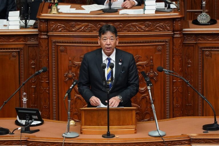 【衆本会議】向山好一議員が地方税法等改正案について質疑