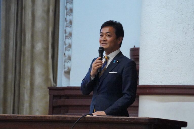 玉木代表が東海中学・高等学校で講演