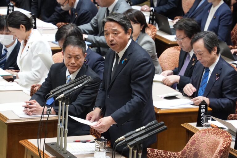 【参予算委】榛葉幹事長が自動車課税などについて質疑