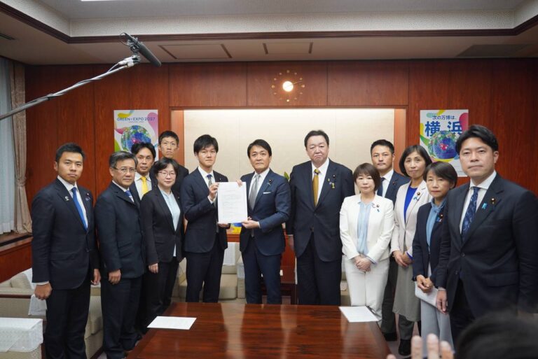 【申し入れ】「かき養殖の壊滅的被害に関する緊急要望」を農林水産大臣へ申し入れ