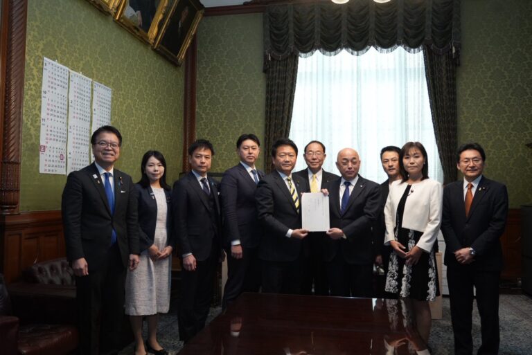 【法案提出】議員立法「自動車ヤード規制法案」を提出