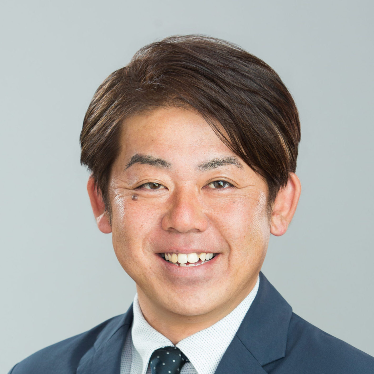 崎枝 裕次の顔写真