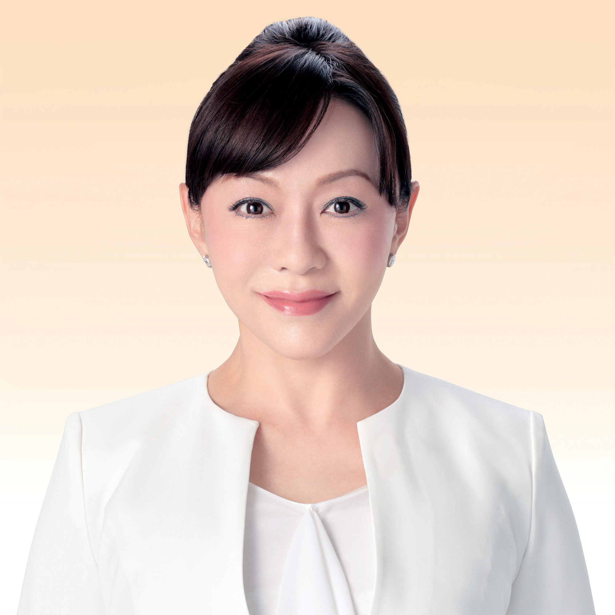 入江 伸子の顔写真