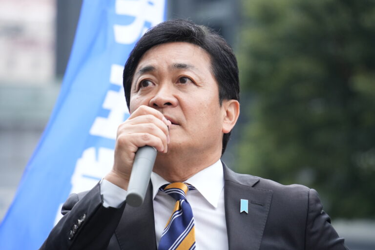 【大阪】「正しい方向へルートを示す役割を果たす」玉木代表が塩野候補、岡本候補、前田候補、佐藤候補と大阪駅前で街頭演説