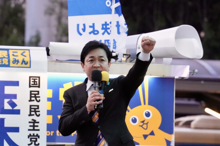 【神奈川】「現実的で具体的で迅速性のある政策を」玉木代表が片山候補、二宮候補と横浜駅前で街頭演説