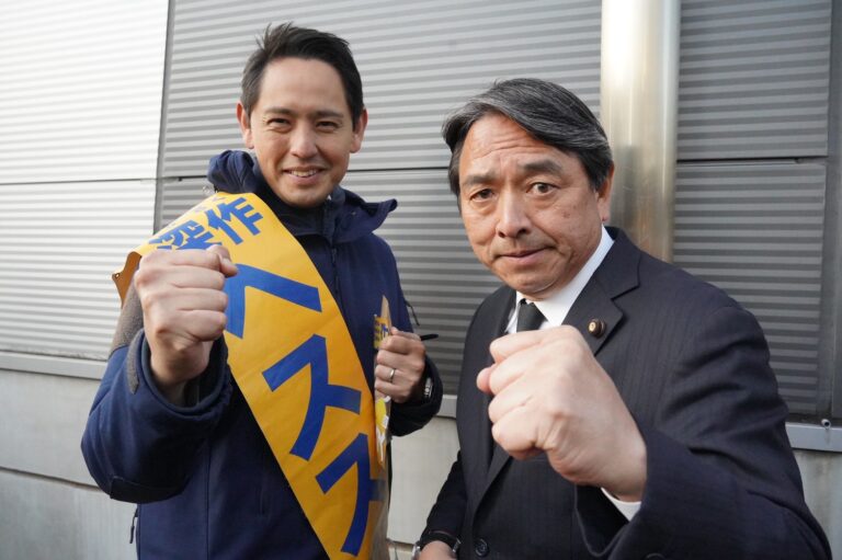 【神奈川19区】「ガソリンの暫定税率や年収の壁など、みなさんが投じた一票で国は変わっている」深作ヘスス候補が榛葉幹事長と神奈川県内で街頭演説