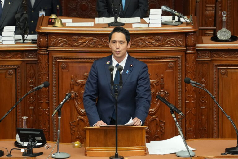 【衆本会議】深作ヘスス議員が高市総理の帰朝報告に対する質疑で登壇