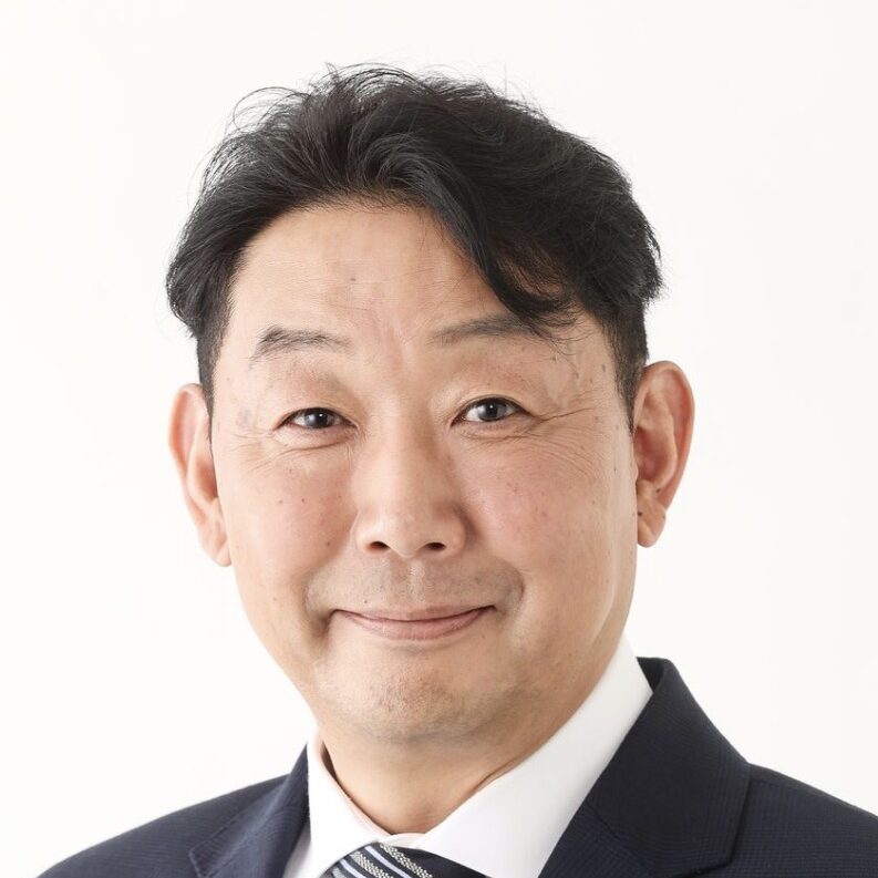 岡崎 敦の顔写真