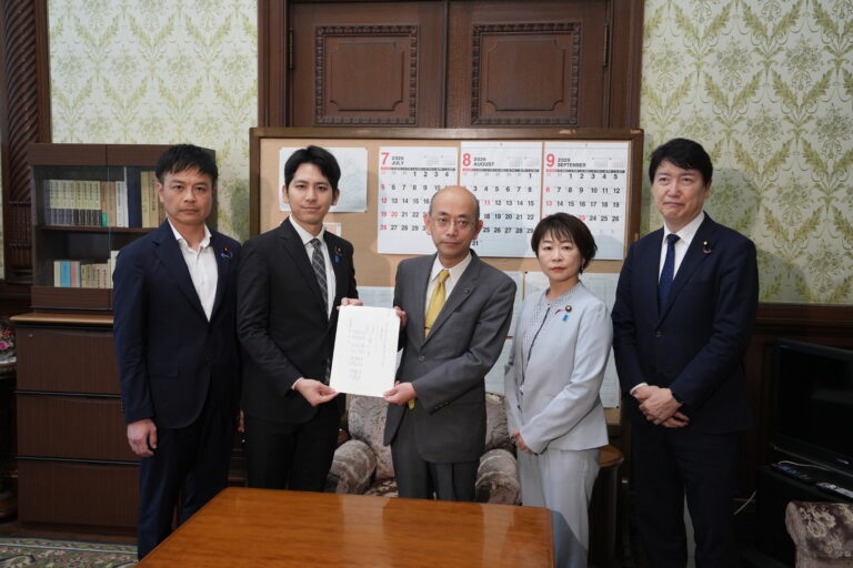 【法案提出】議員立法「特別市設置制度整備推進法案」を提出