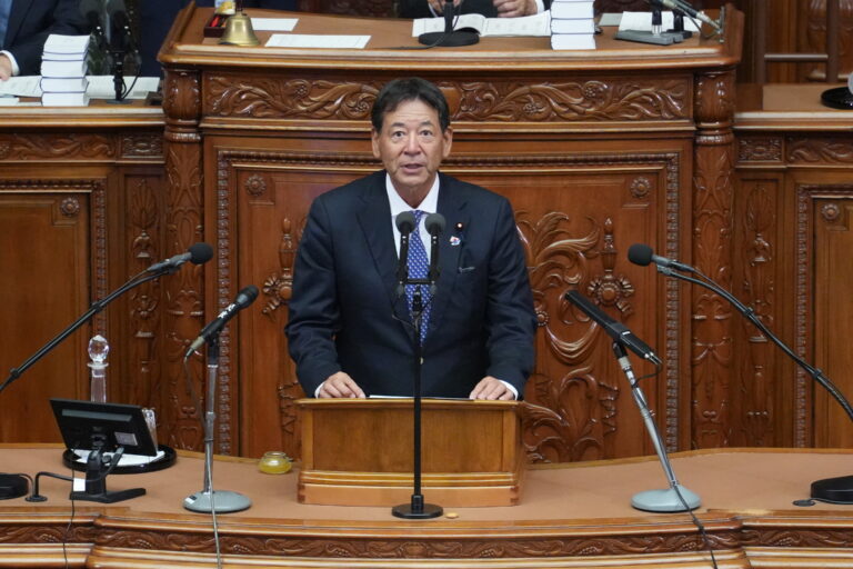 【衆本会議】向山好一議員が副首都整備法に対する反対討論で登壇